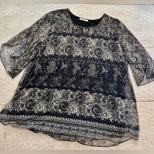 SESE CODE Women's Black and Tan Flutter Sleeve Blouse – Size 3XL FLowy‎ Lined